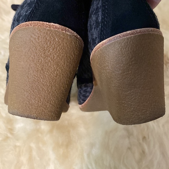 G. H. Bass Houndstooth Cloth and Suede Leather Wedge Moccasin Loafer size 8 - Picture 10 of 13